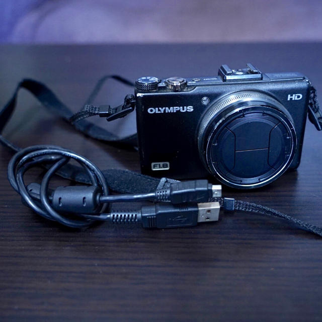 Olympus XZ-1カメラ