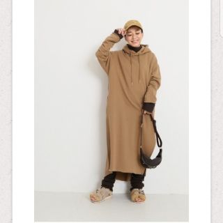 Deuxieme Classe アメリカーナ フードサイドジップスウェット