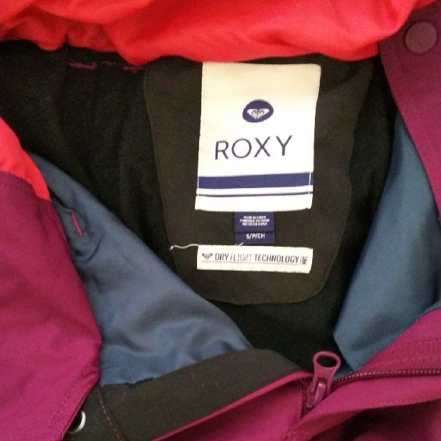 Roxy(ロキシー)のmp様専用　スノボウエア　スノボパンツ　ロキシー　ROXY スポーツ/アウトドアのスノーボード(ウエア/装備)の商品写真