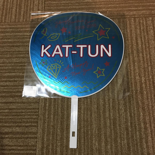 KAT-TUN(カトゥーン)のカウコン うちわ KAT-TUN エンタメ/ホビーのタレントグッズ(アイドルグッズ)の商品写真