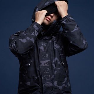 アベイシングエイプ(A BATHING APE)のBAPE NBHD CAMO SNOWBOARD JACKET(ブルゾン)