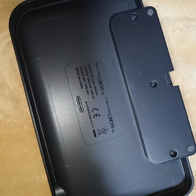 任天堂(ニンテンドウ)の3DS LLの置くだけで充電 きよさん専用 スマホ/家電/カメラのスマートフォン/携帯電話(バッテリー/充電器)の商品写真