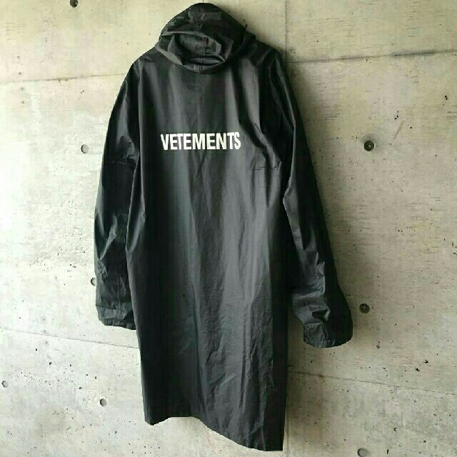 VETEMENTS ヴェトモン raincoat レインコート うのにもお得な情報満載