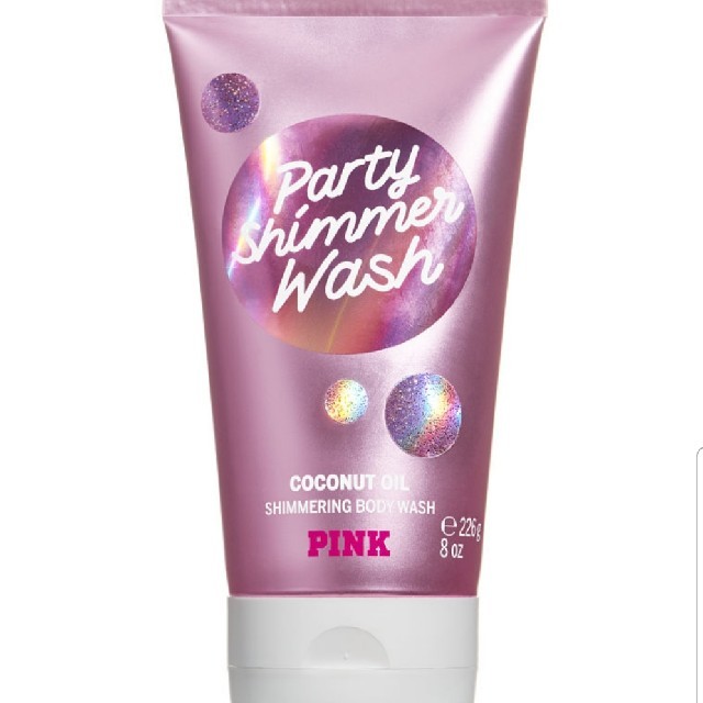 Victoria's Secret(ヴィクトリアズシークレット)のりっちんさま専用☆PARTY SHIMMERING WASH

 コスメ/美容のボディケア(ボディソープ/石鹸)の商品写真