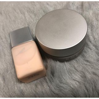 アールエムケー(RMK)の☆新品！RMK ベース&フェイスパウダー☆(フェイスパウダー)