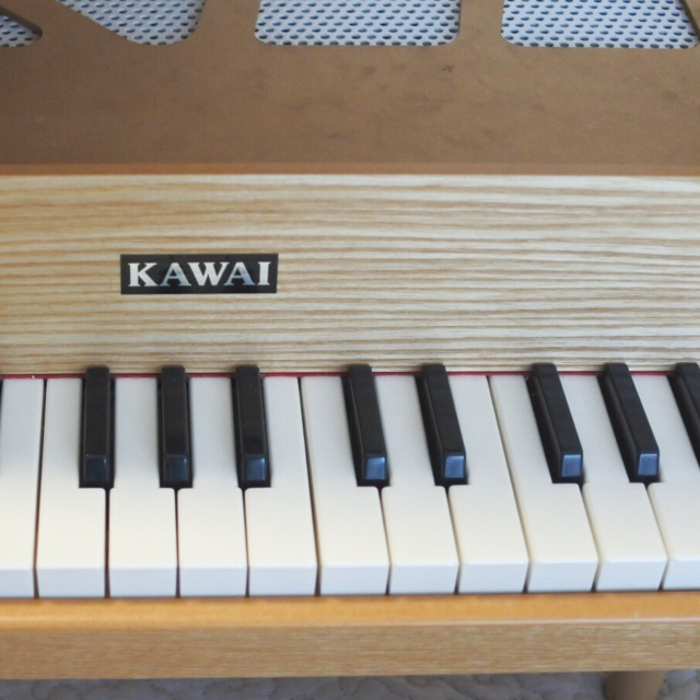 cawaii(カワイイ)のカワイ ミニピアノ KAWAI キッズ/ベビー/マタニティのおもちゃ(楽器のおもちゃ)の商品写真