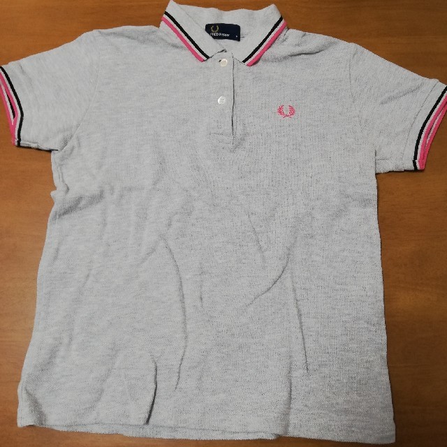 FRED PERRY(フレッドペリー)のFRED PERRY　フレッドペリー　ポロシャツ レディースのトップス(ポロシャツ)の商品写真