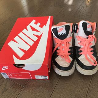 ナイキ(NIKE)のナイキダンスシューズ(スニーカー)