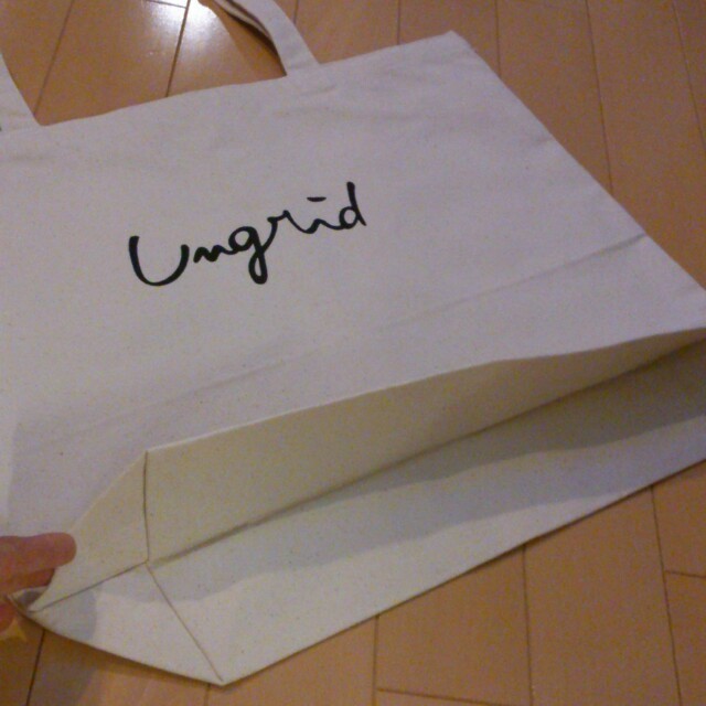 Ungrid(アングリッド)のアングリッド★キャンバストートバッグ レディースのバッグ(トートバッグ)の商品写真
