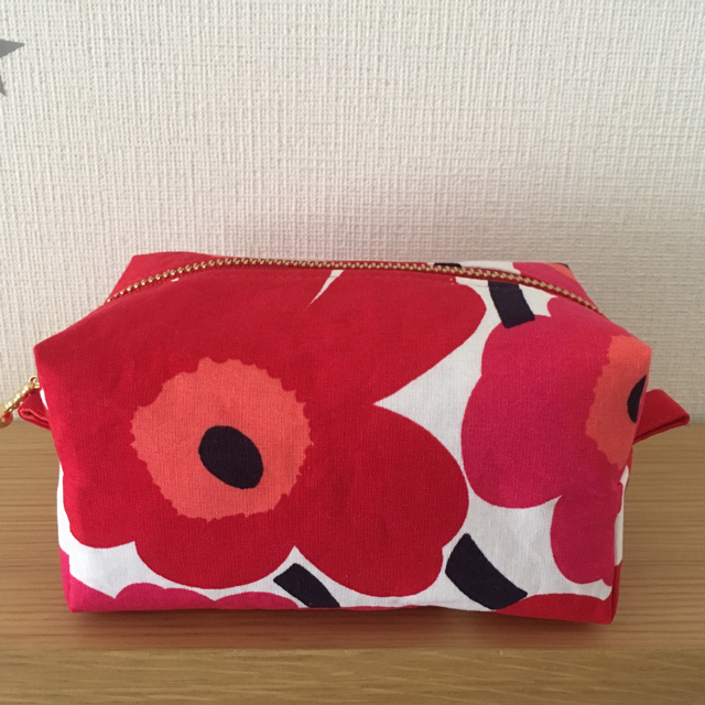 Marimekko マリメッコ生地 ハンドメイドポーチの通販 By ノッコ S Shop マリメッコならラクマ