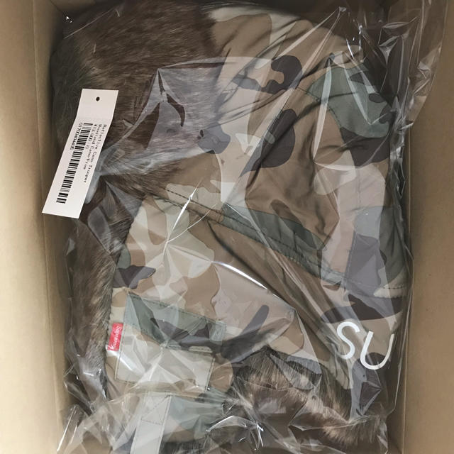 supreme reflective camo trooper