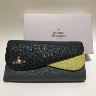 ヴィヴィアンウエストウッド(Vivienne Westwood)の【美品】Vivienne Westwood / 長財布 ダブルフラップ ブラック(財布)