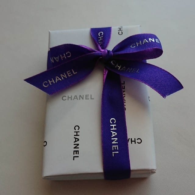 CHANEL(シャネル)のCHANEL オイルコントロールペーパー コスメ/美容のコスメ/美容 その他(その他)の商品写真