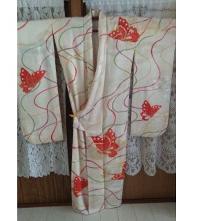 正絹振袖👘リメイク用として《袖付けがほつれています》(振袖)