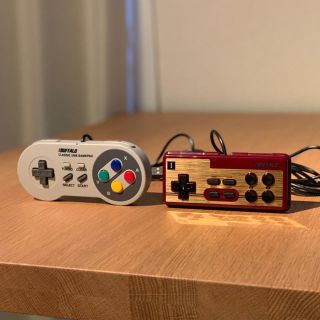 バッファロー(Buffalo)のスーファミ＆ファミコン風USBゲームパッドセット(PC周辺機器)