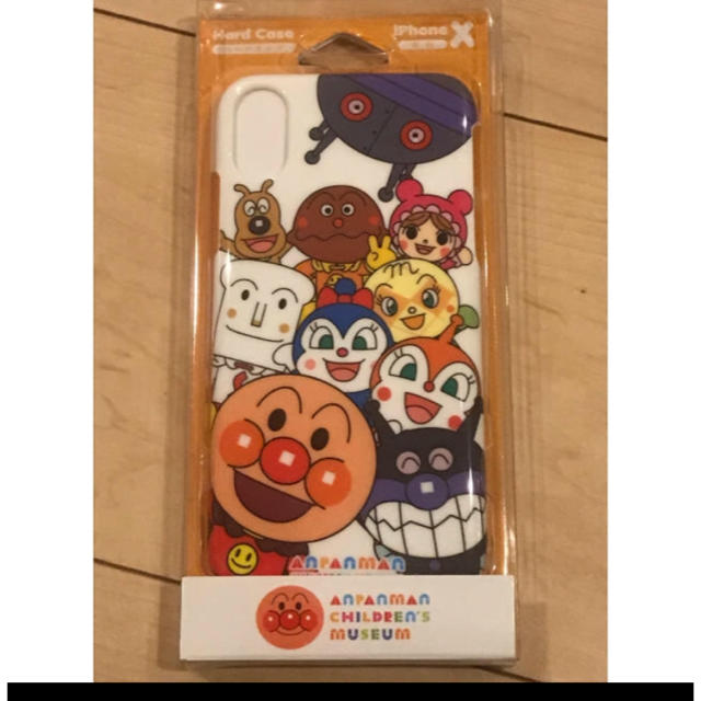 アンパンマン(アンパンマン)の★新品 アンパンマンミュージアム限定 iPhoneX ケース★ スマホ/家電/カメラのスマホアクセサリー(iPhoneケース)の商品写真