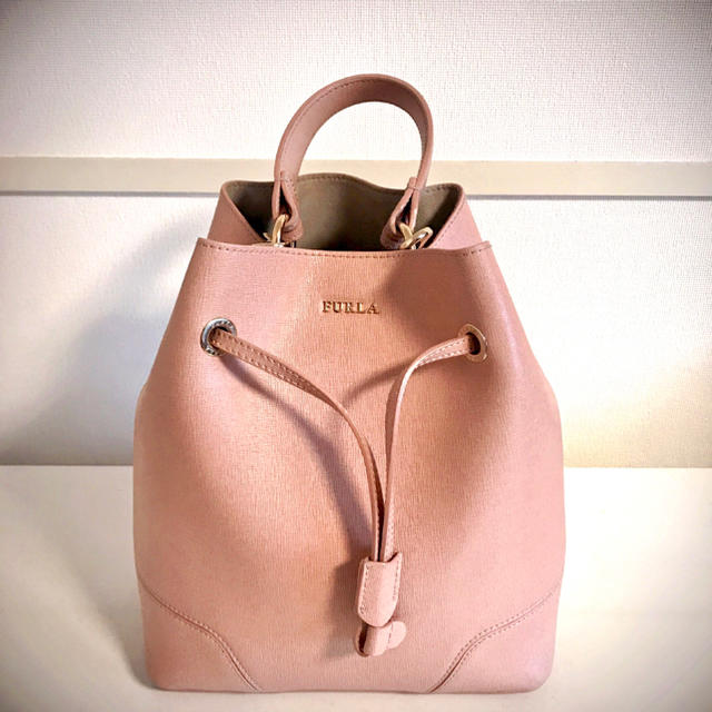 Furla(フルラ)のフルラ ステイシーミニ ヌードピンク レディースのバッグ(ハンドバッグ)の商品写真