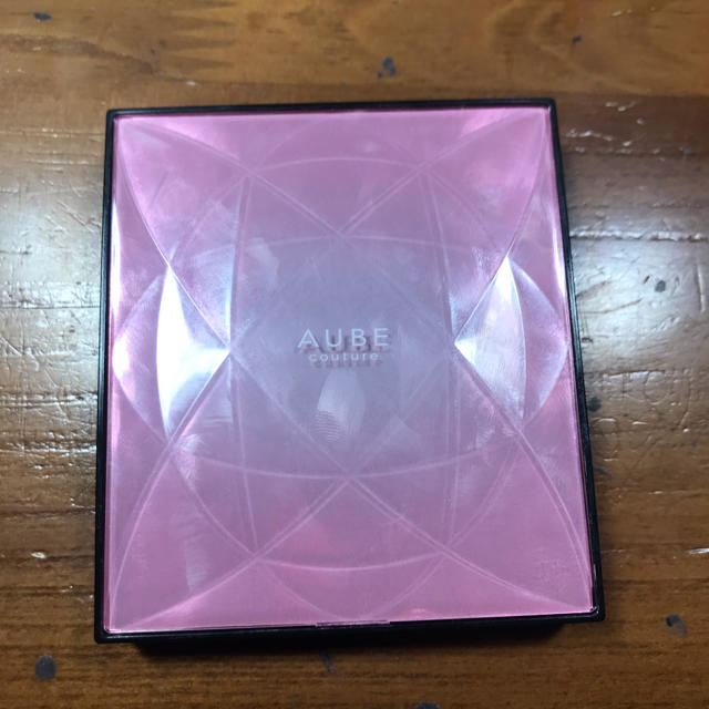 AUBE couture(オーブクチュール)のオーブクチュール   アイシャドー コスメ/美容のベースメイク/化粧品(アイシャドウ)の商品写真