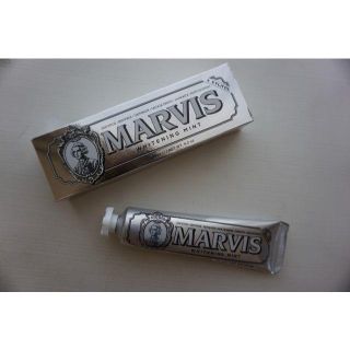 マービス(MARVIS)の新品☆マービス MARVIS 歯磨き粉 85ml ホワイトミント(歯磨き粉)