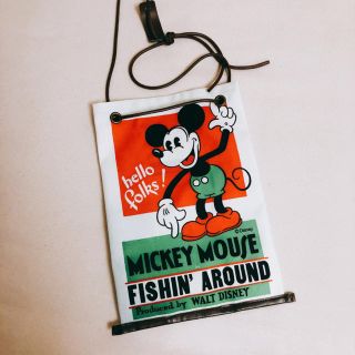 ディズニー(Disney)のミッキーレトロポスターバック(ショルダーバッグ)