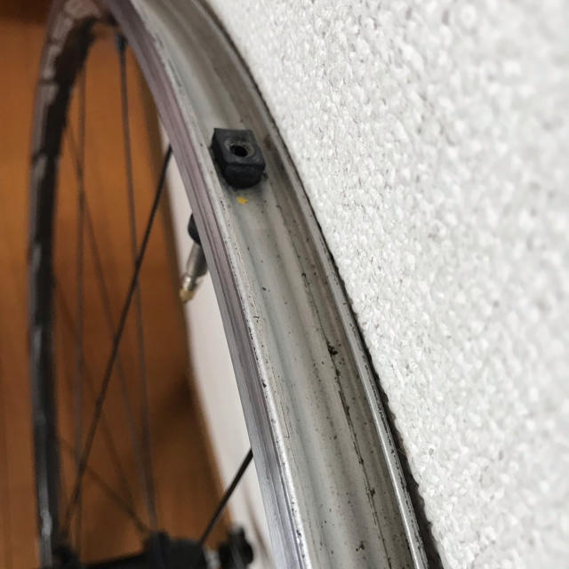 SHIMANO(シマノ)のシマノ RS81 C24 チューブレス 前後セット おまけ付き 自動車/バイクの自動車(タイヤ・ホイールセット)の商品写真