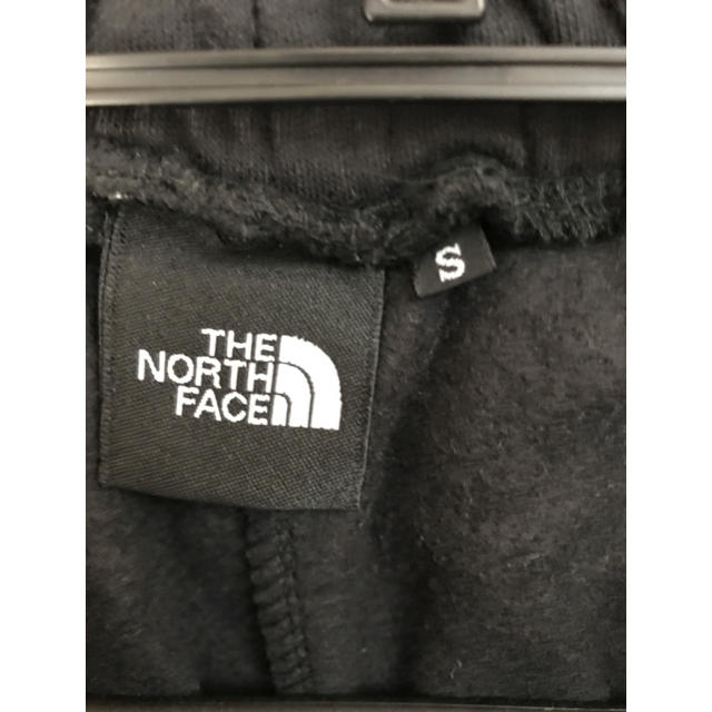 THE NORTH FACE(ザノースフェイス)のgoemon様専用 ノースフェイス スウェットパンツ S 黒 ブラック メンズのパンツ(その他)の商品写真