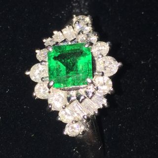 今日だけ値下げ！ pt900  エメラルド0.46ct ダイヤ0.3ct リング(リング(指輪))