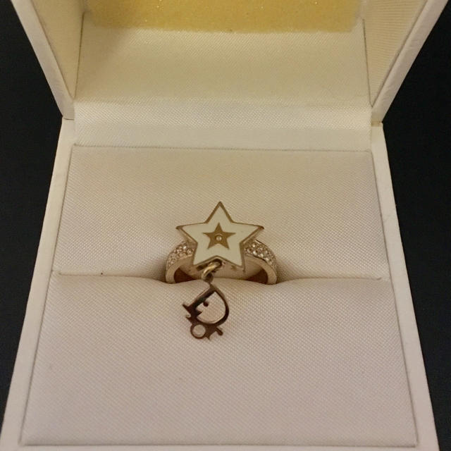 Christian Dior(クリスチャンディオール)のあやぽ様Dior  リング スター レディースのアクセサリー(リング(指輪))の商品写真