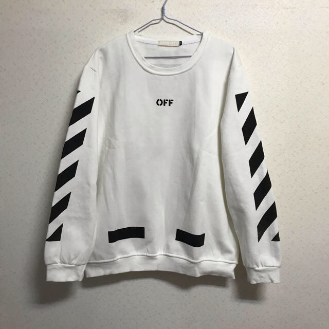 裏毛 オフホワイト Off-White レプリカ  クルーネック スウェット メンズのトップス(パーカー)の商品写真