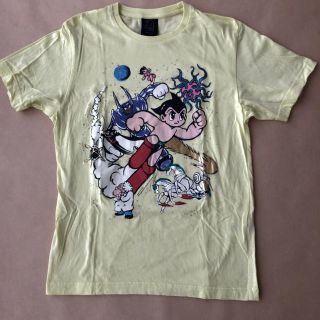 ユニクロ(UNIQLO)のユニクロ鉄腕アトム柄Tシャツ(Tシャツ/カットソー(半袖/袖なし))