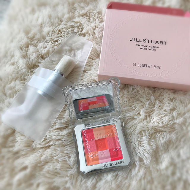 JILLSTUART(ジルスチュアート)の新品☆未使用 ジルスチュアート ミックスブラッシュコンパクト コスメ/美容のベースメイク/化粧品(チーク)の商品写真