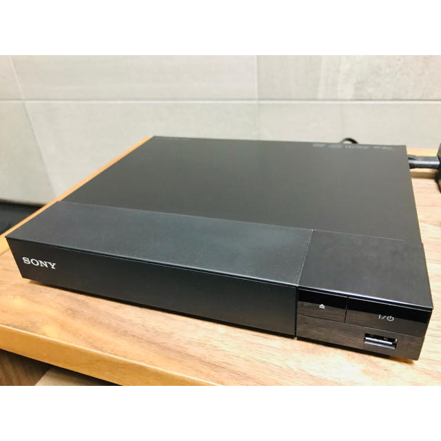 SONY(ソニー)の［未使用］SONY Blu-rayディスクプレイヤー スマホ/家電/カメラのテレビ/映像機器(ブルーレイプレイヤー)の商品写真