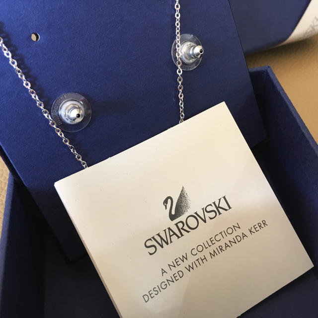 SWAROVSKI(スワロフスキー)のスワロフスキー 新品未使用 ネックレス ピアス 豪華セット♡ レディースのアクセサリー(ピアス)の商品写真