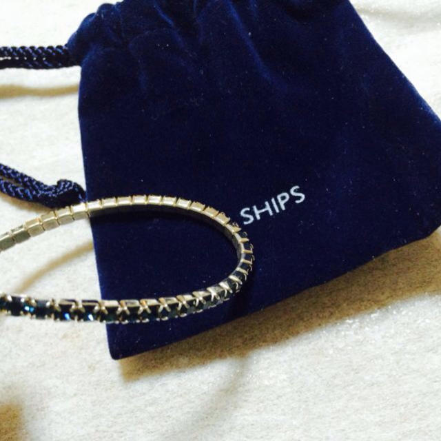 SHIPS(シップス)のSHIPS ビジューブレス✴︎ レディースのアクセサリー(ブレスレット/バングル)の商品写真