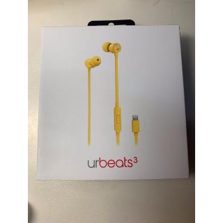 ビーツバイドクタードレ(Beats by Dr Dre)のurBeats イヤフォン（Lightningコネクタ付き）イエロー(ヘッドフォン/イヤフォン)