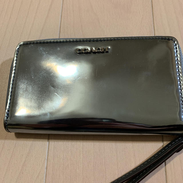 COACH(コーチ)の【美品】COACH コンパクト長財布 カードケース エナメル レディースのファッション小物(財布)の商品写真