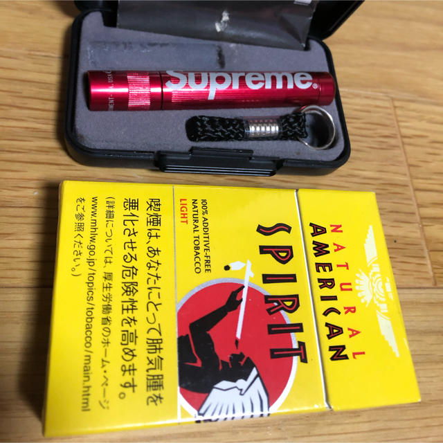 supreme   マグライト