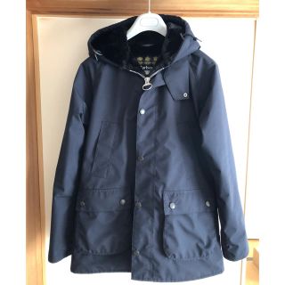 バーブァー(Barbour)の【美品】バブアー 裏ボアフードジャケット 紺 38(ブルゾン)