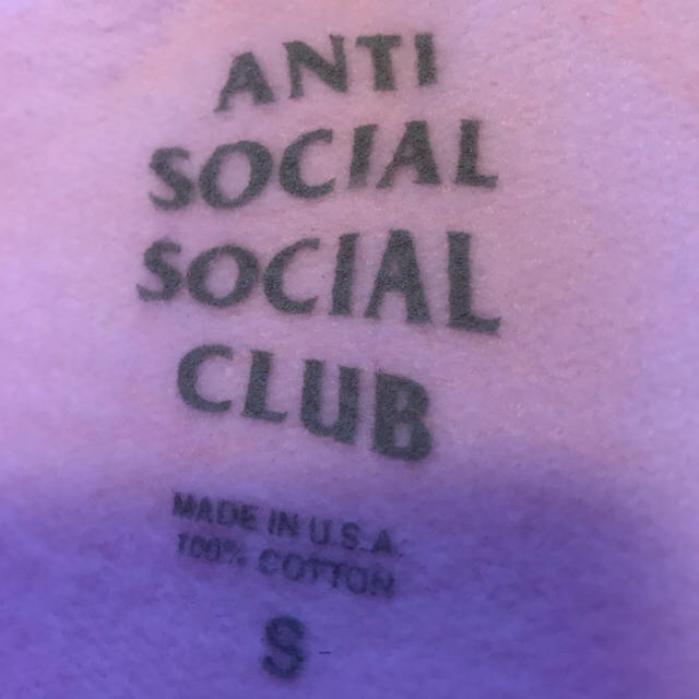 ANTI(アンチ)の☆ANTI SOCIAL SOCIAL CLUB パーカー☆ レディースのトップス(パーカー)の商品写真