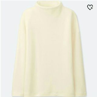 ユニクロ(UNIQLO)のソフトニットフリースハイネックT(カットソー(長袖/七分))