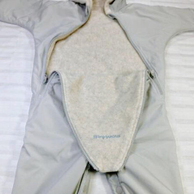 mont bell(モンベル)の美品☆モンベル☆ブルーグレーのカバーオール☆ジャンプスーツ キッズ/ベビー/マタニティのベビー服(~85cm)(カバーオール)の商品写真