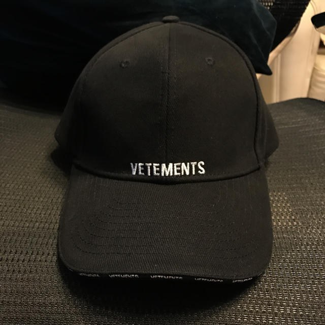 VETEMENTS CAP ヴェトモン　キャップ　帽子　BALENCIAGA