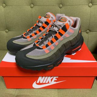 ナイキ(NIKE)のナイキ エアマックス 95 トータルオレンジ Nike Air Max 95(スニーカー)