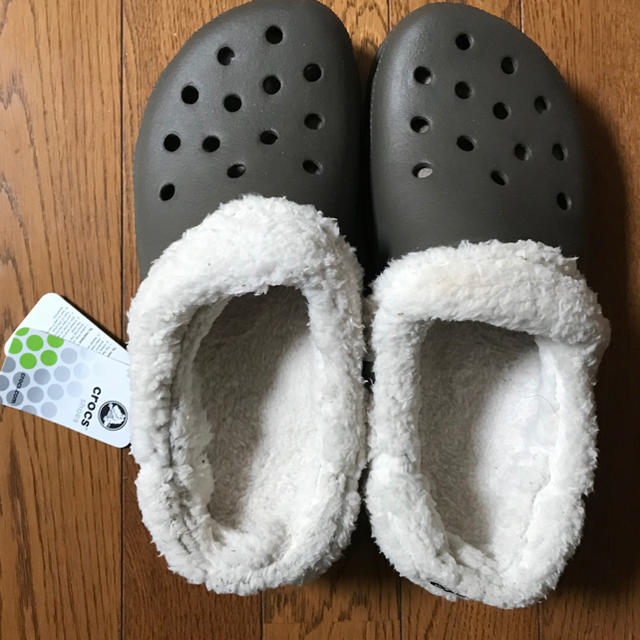 crocs(クロックス)のCOLOR/ブラウン ボア  SIZE/M9 メンズの靴/シューズ(サンダル)の商品写真