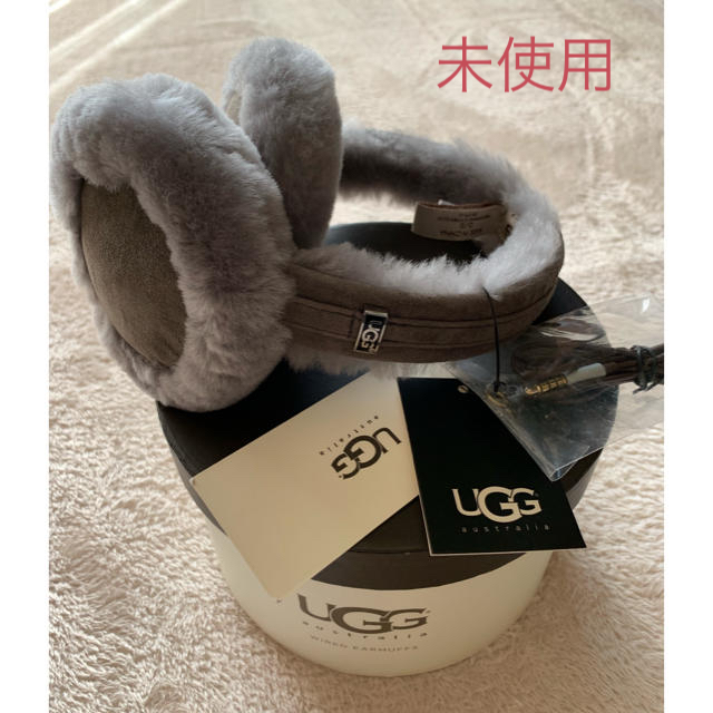 UGG(アグ)のuggイヤーマフラー  未使用  ヘッドホン付き レディースのファッション小物(イヤーマフ)の商品写真