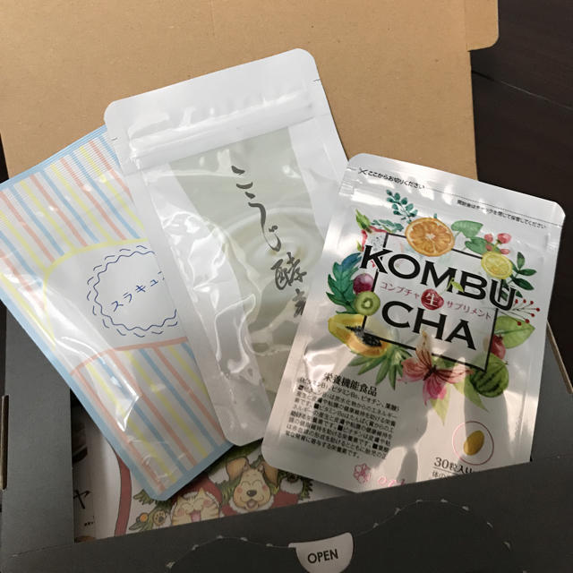 KOMBUBHA生サプリメント 一袋＆詰め合わせ コスメ/美容のダイエット(ダイエット食品)の商品写真