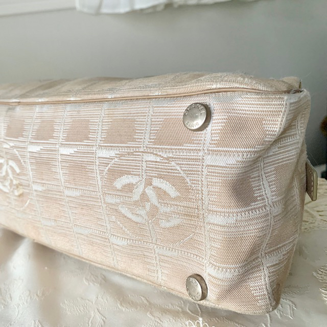 ジはなく CHANEL by 鬼に綿棒's shop|シャネルならラクマ - 本物 ...
