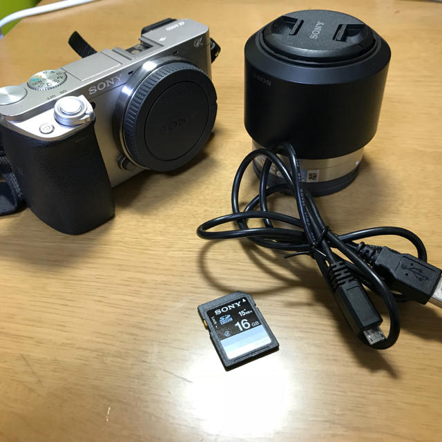 短納期早者勝ち！ Sony ミラーレスカメラa6000 単焦点レンズSEL50F18 ...