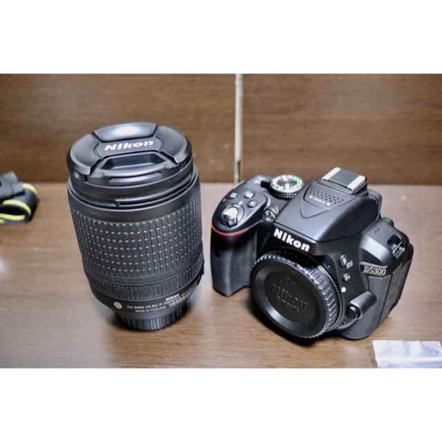 【美品】Nikon D5300 レンズキット 18-140カメラ