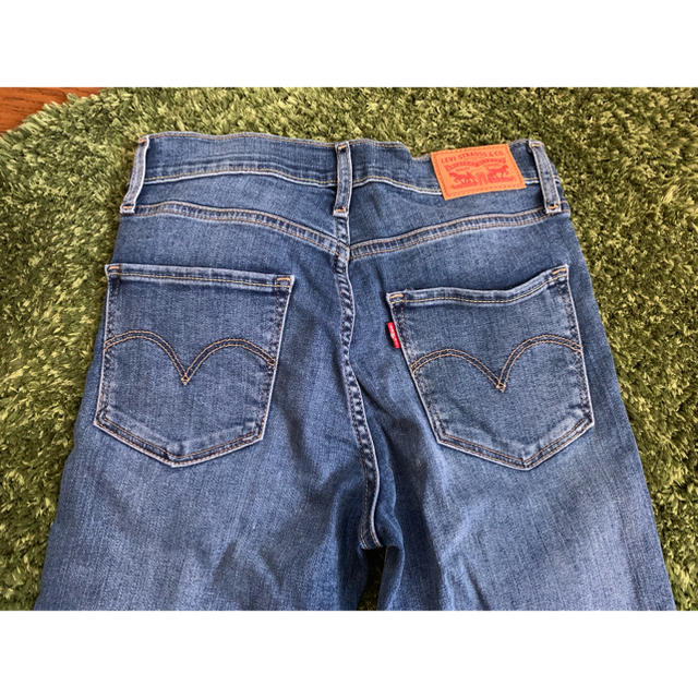 Levi's(リーバイス)のLevi's スキニー レディースのパンツ(スキニーパンツ)の商品写真